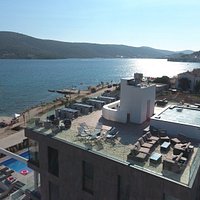 SKY BEACH rooftopbar
