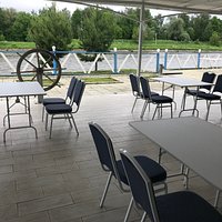 Летняя веранда с панорамным видом на канал им. Москвы