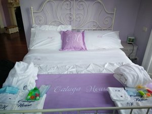 Room & Suite