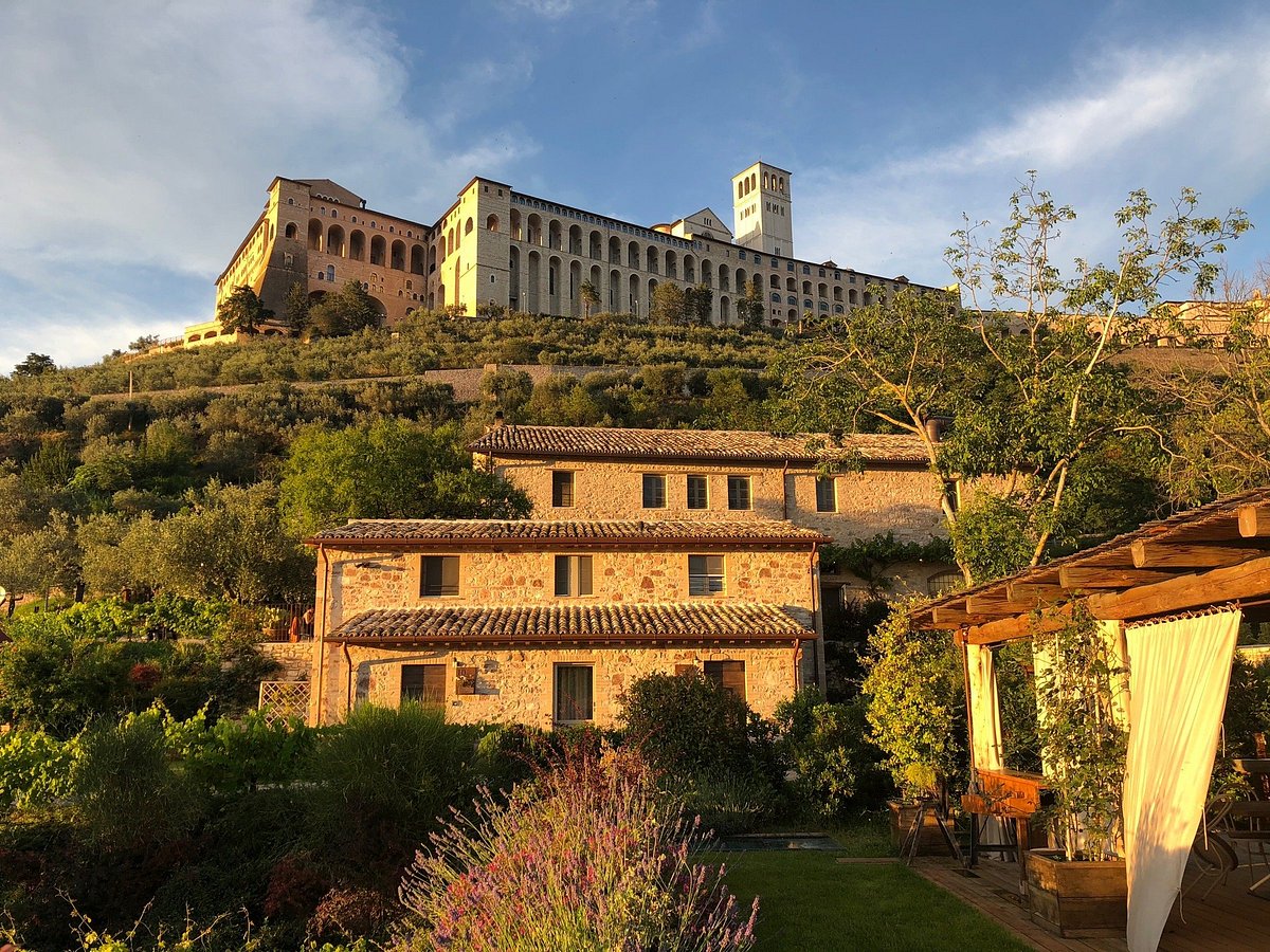 Borgo Antichi Orti Assisi, hôtel à Assise