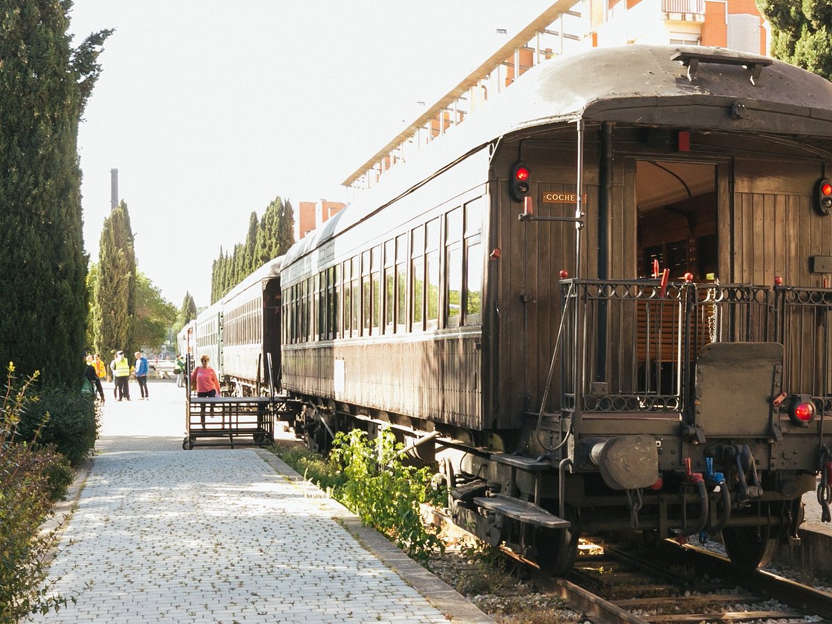 TREN DE LA FRESA (Madrid) - 2023 Qué SABER antes de ir TREN DE LA FRESA (Madrid) - 2023 Qué SABER antes de ir