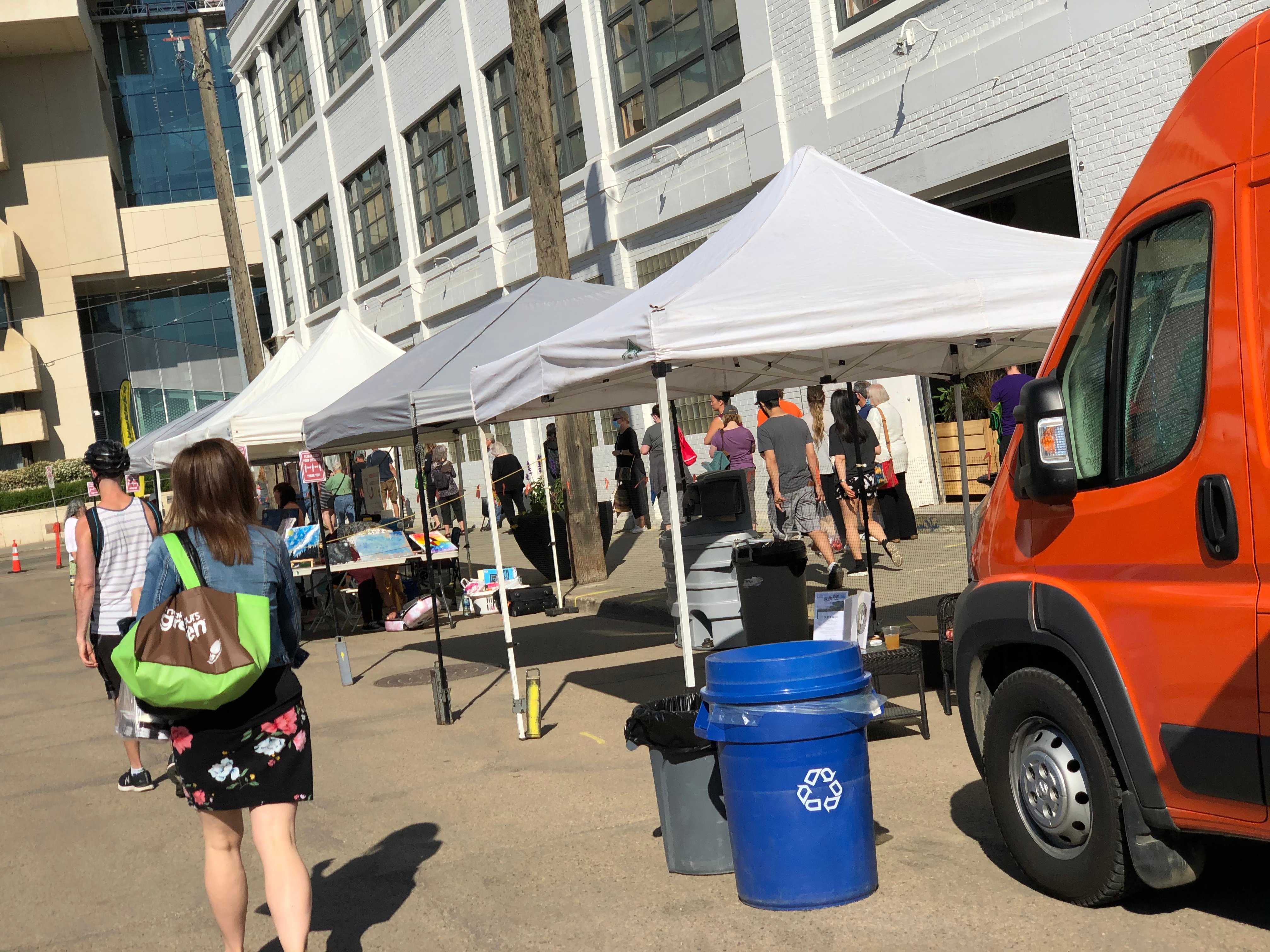 Edmonton Downtown Farmers Market 2022 Alles Wat U Moet Weten VOORDAT   Open Air Market At 10305 