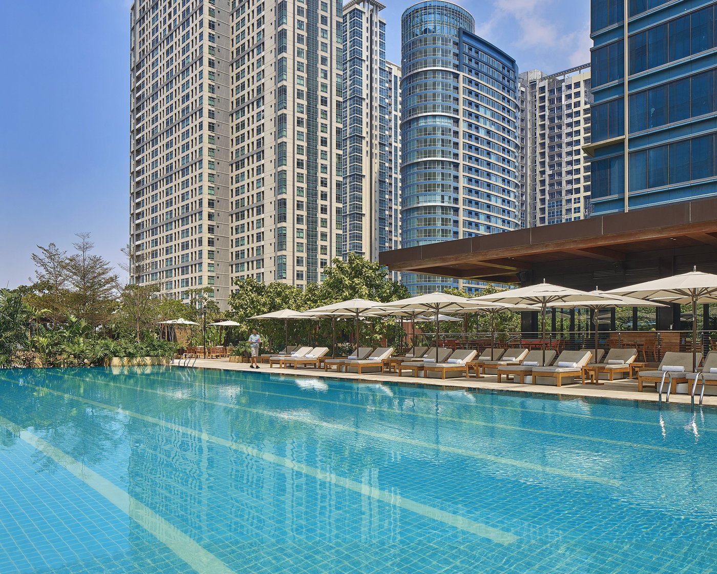 Grand Hyatt Manila Pool: Pictures & Reviews - Tripadvisor