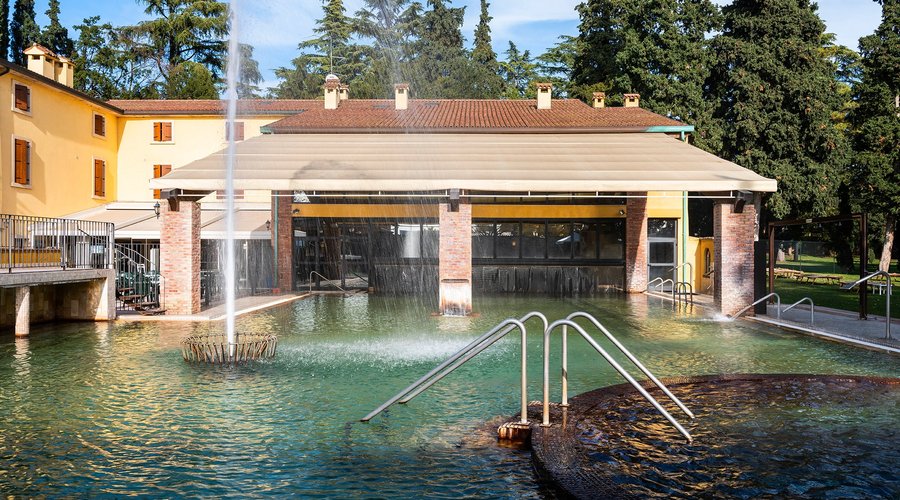 Piscina Termale semicoperta