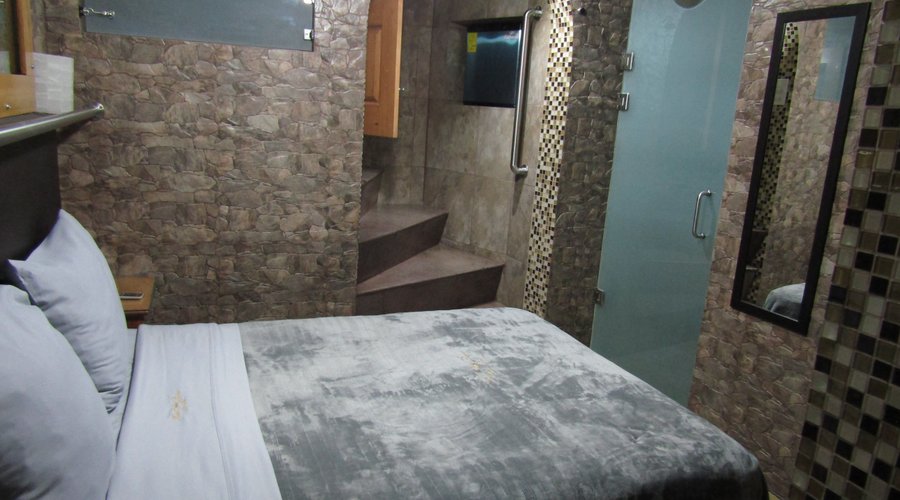 HABITACIÓN SUBTERRÁNEA