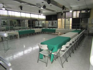 Centro de negocios y salones de eventos