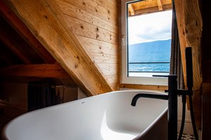 Room & Suite