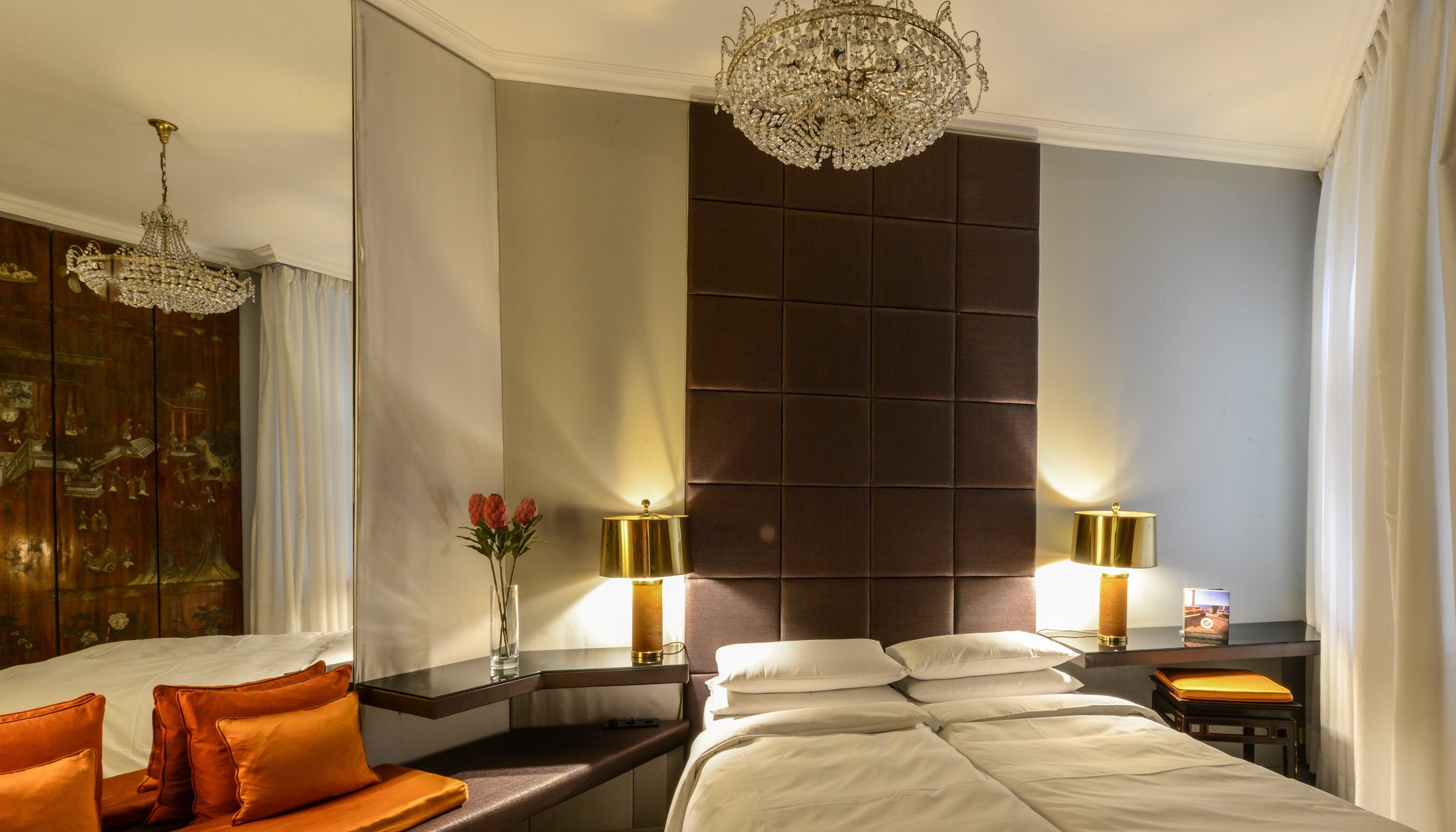 Hotel Opera by null