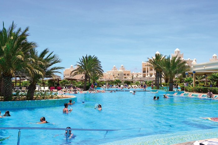 Hotel Riu Karamboa Pool Pictures & Reviews - Tripadvisor