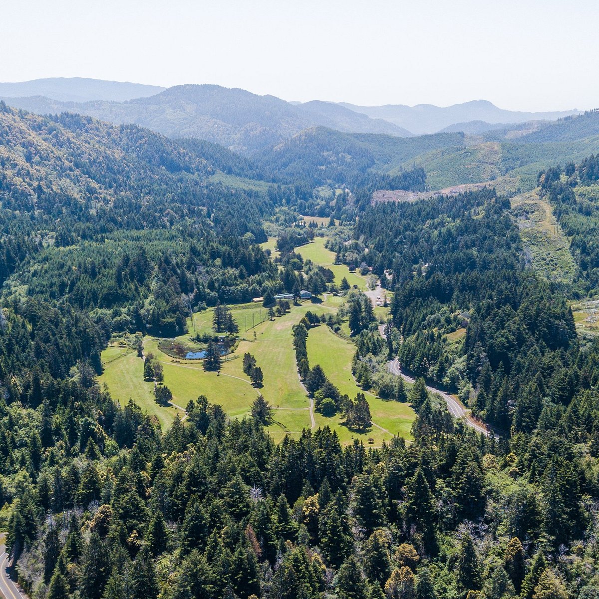 CEDAR BEND GOLF CLUB (Gold Beach) Ce qu'il faut savoir