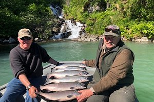 ALASKAN FISHING ADVENTURES (Soldotna, Alaska) - Specialty Resort