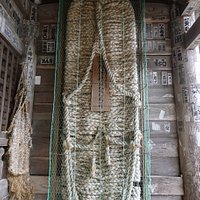 揖斐川町・華厳寺 仁王門の大わらじ
