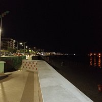 Lungomare zona Casciolino. Los verdaderos soñadores nunca duermen. 🇪🇸 I veri sognatori non dormono mai. 🇮🇹 The big dreamers never sleep🇬🇧E. A. Poe