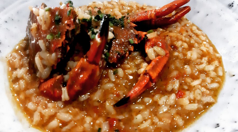 Arroz caldoso de nécora, plato del menú 