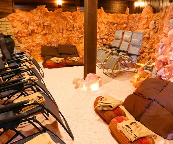 The Salt Spa Of Asheville And Himalayan Salt Cave Sanctuary Ce Quil