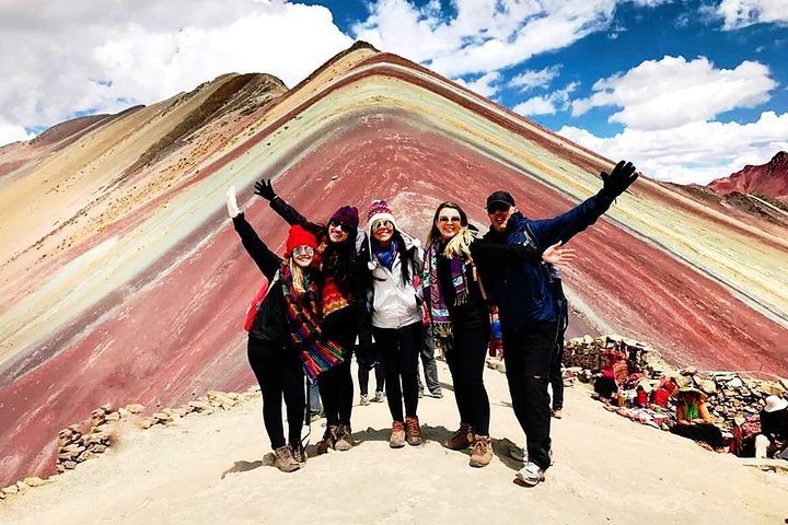 2024 7 Colors Mountain Tour Peru 02 Days   Caption 