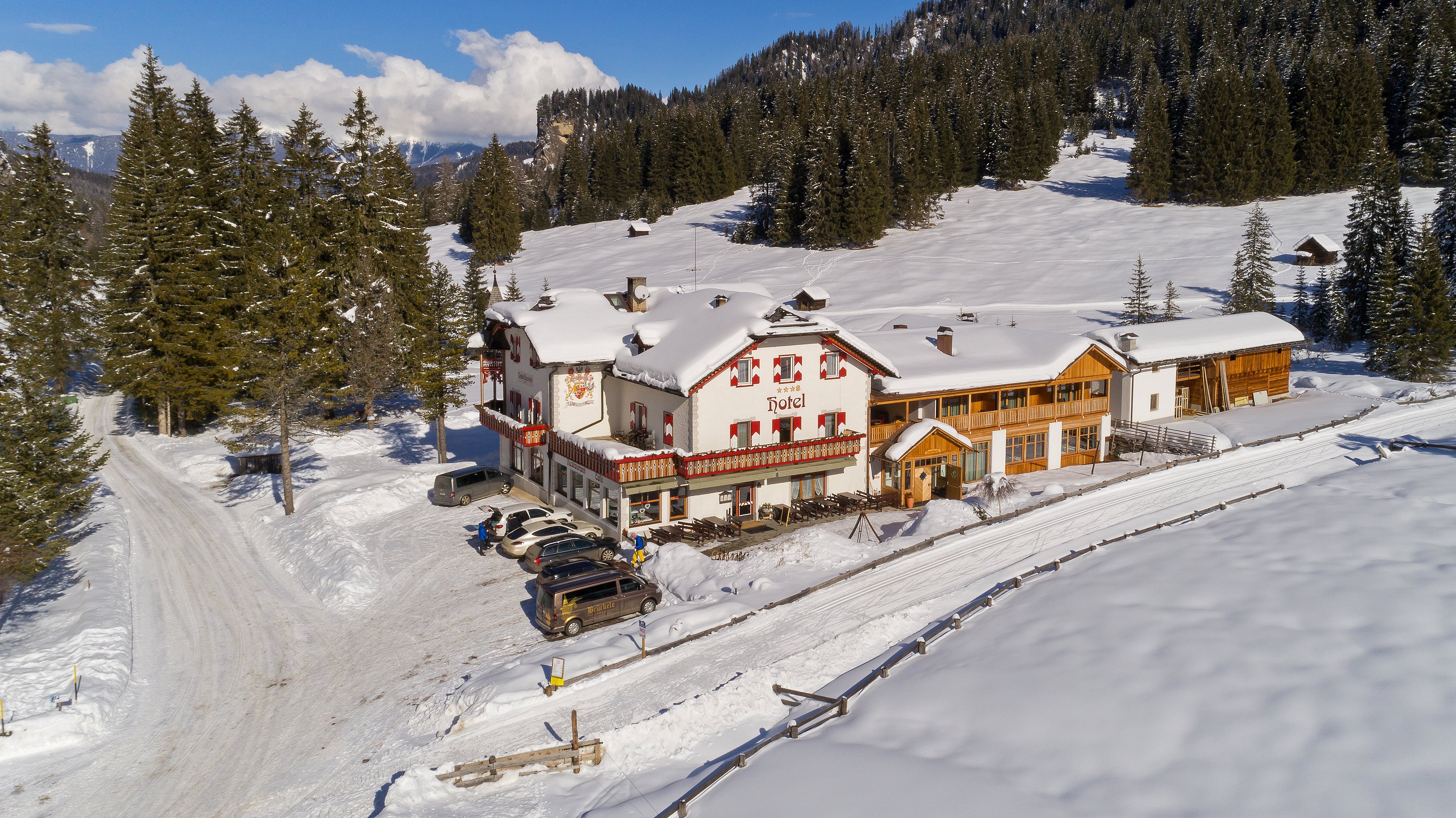 HOTEL BRÜCKELE B&B (Braies): Prezzi E Recensioni 2024