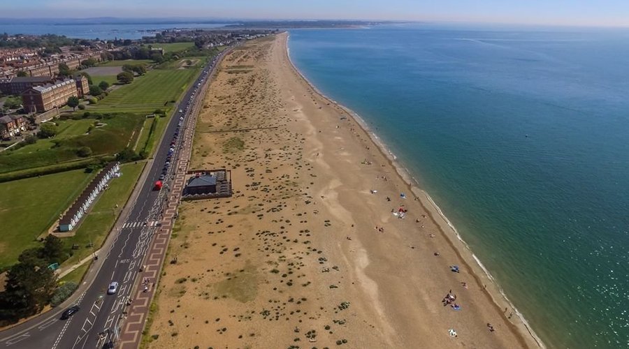 Anyone want to come to Southsea Beach this weekend?!
