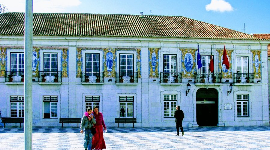 Municipal building