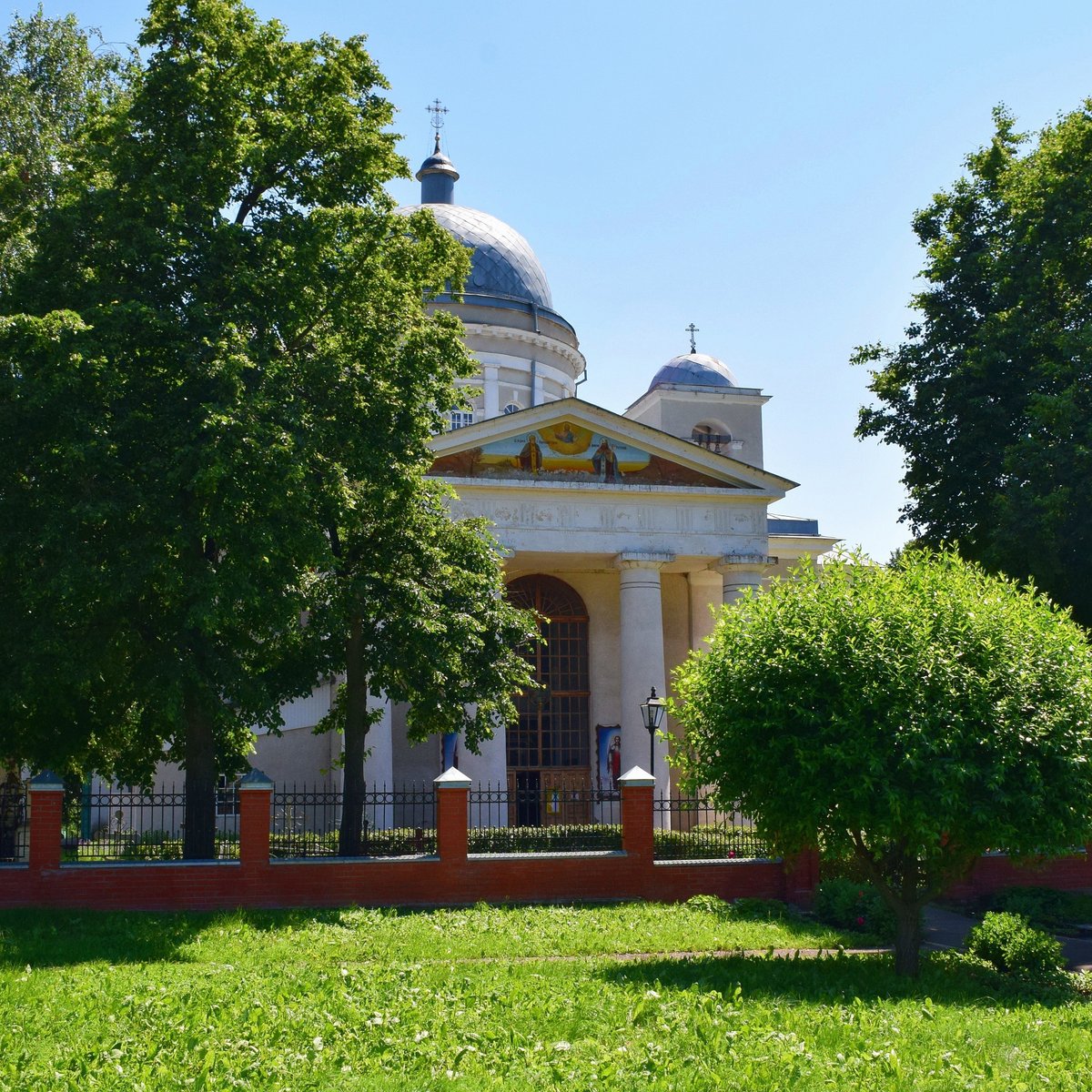 храм в серебряных прудах