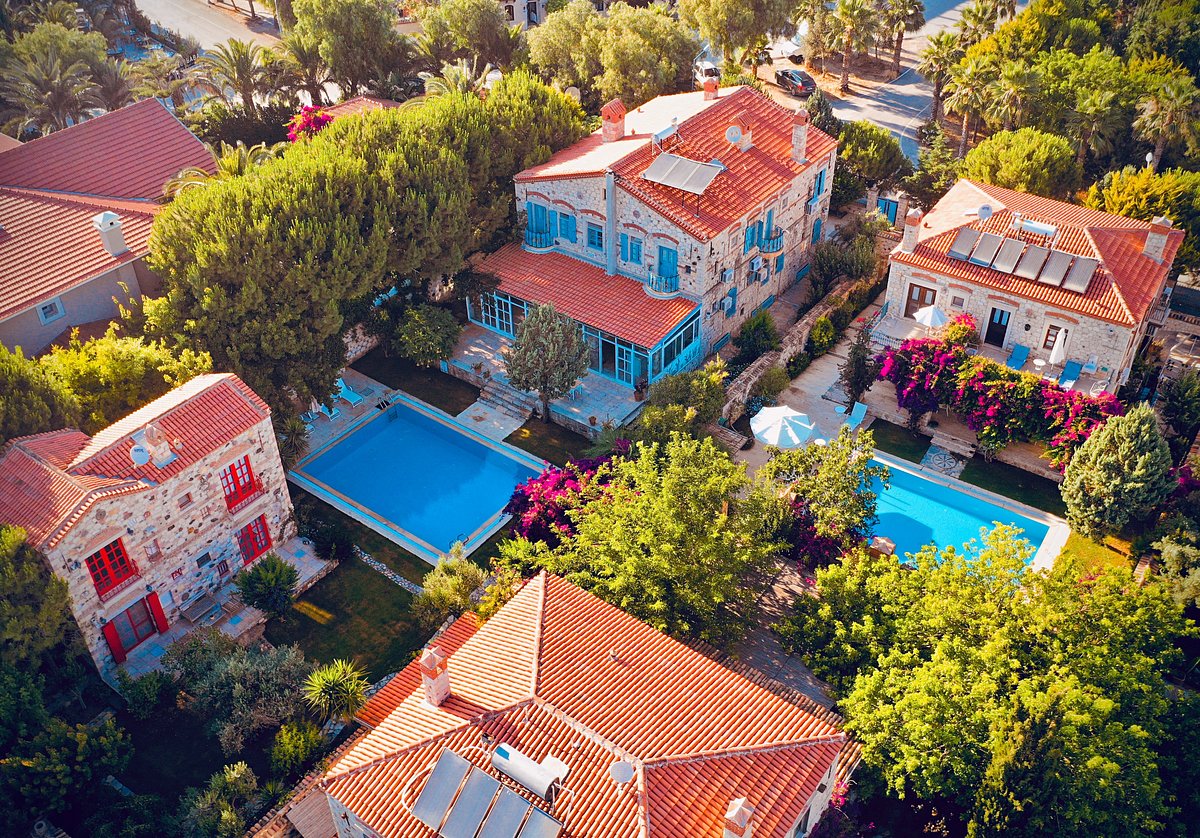 Rüzgar Gülü Hotel in Çeşme: Find Hotel Reviews, Rooms, and Prices