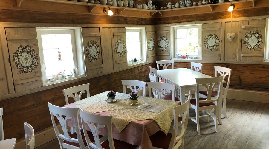 Schöner Gastraum in einem Umgebindehaus