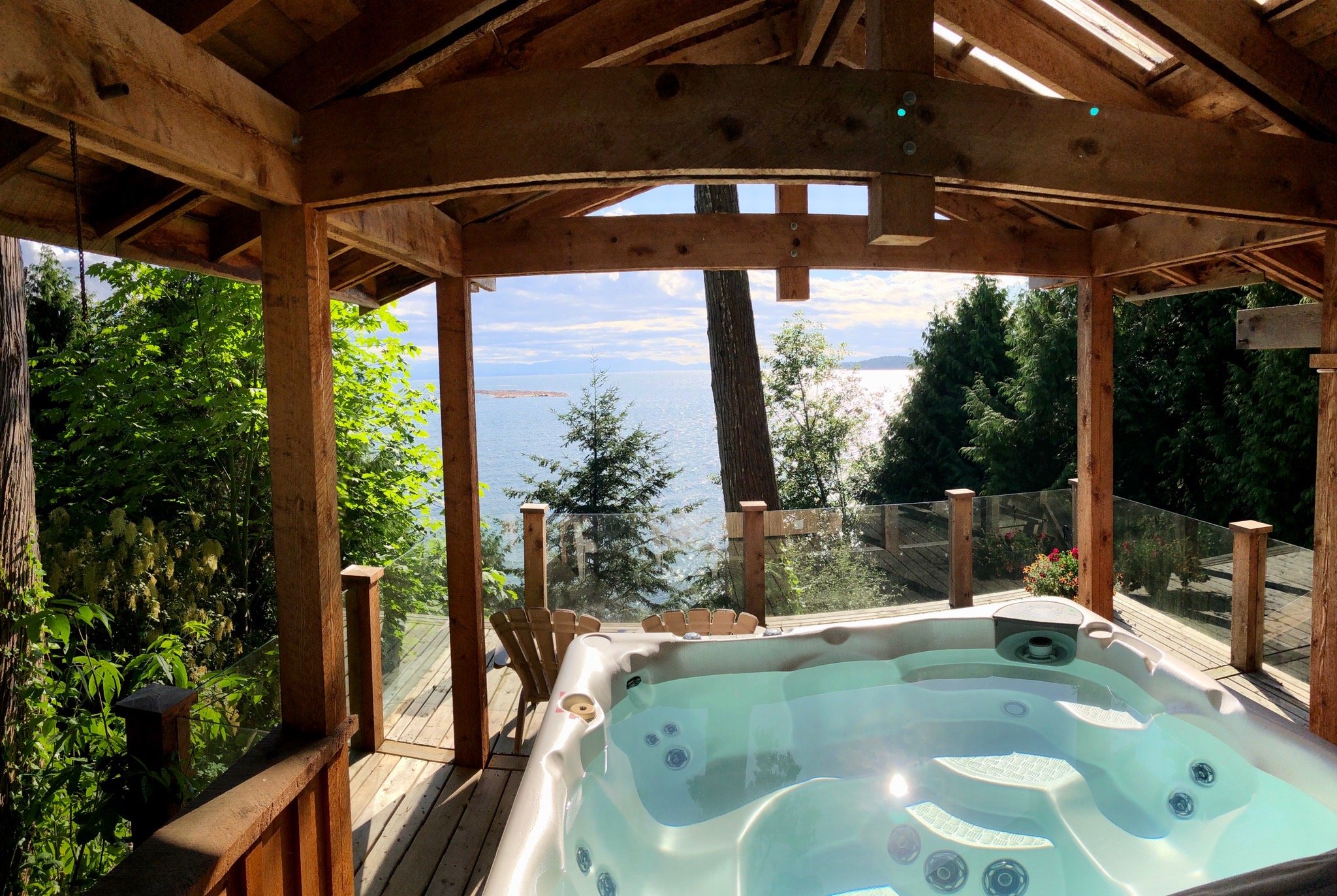 BEACHSIDE BY THE BAY Hotel (Canada/Sechelt): Prezzi 2022 E Recensioni