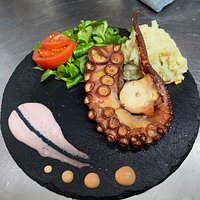 Pulpo macerado con kimichi