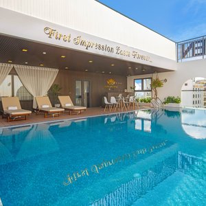 Golden Lotus Hotel Da Nang, hotel in Da Nang