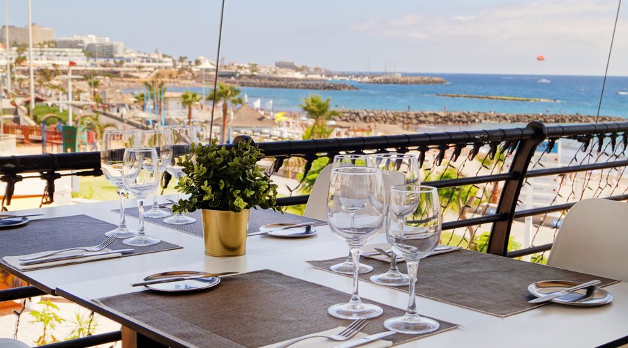 Terrace view to the Fañabé Beach