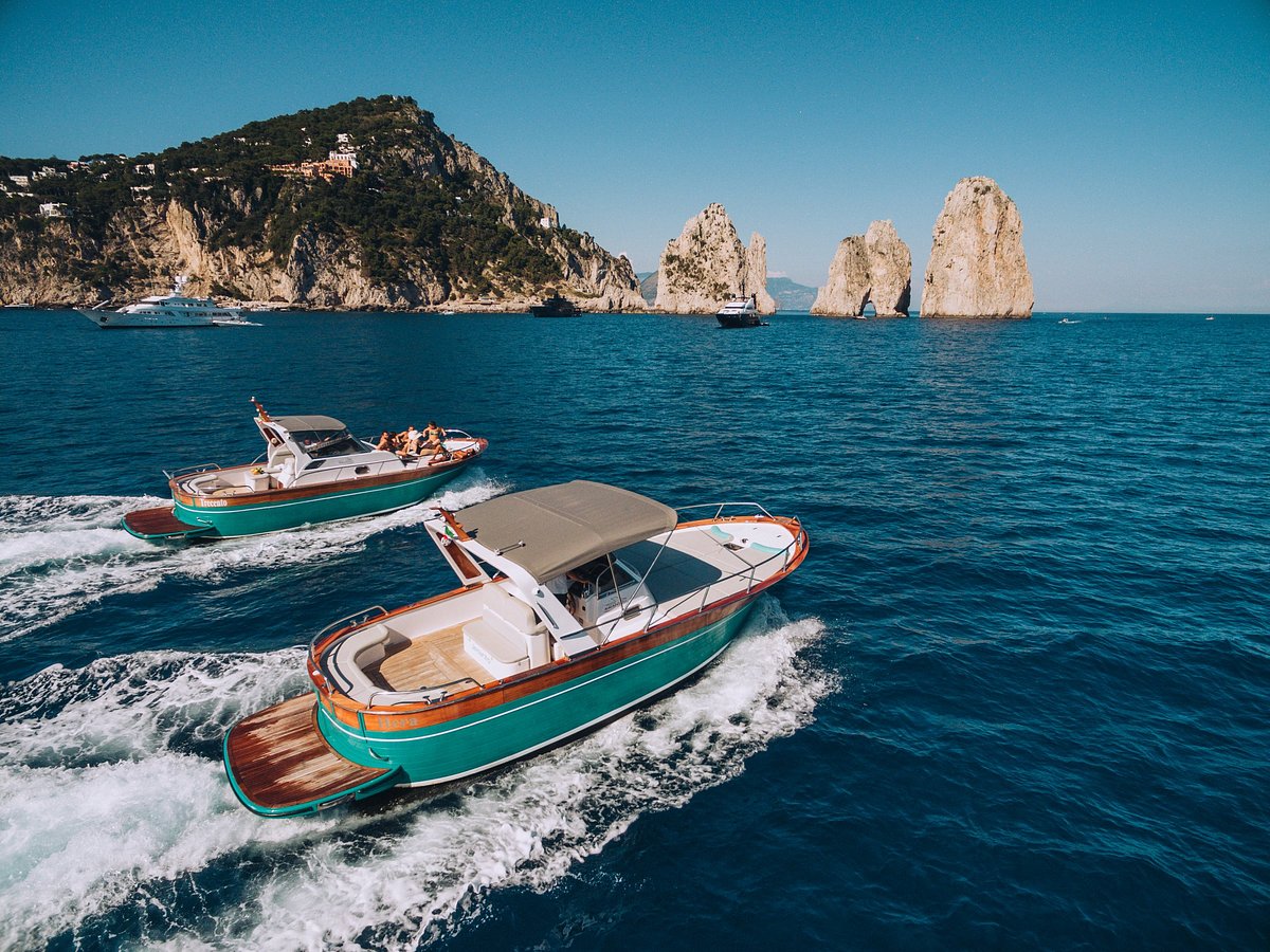 Boating in Capri, Italy • BrightonTheDay