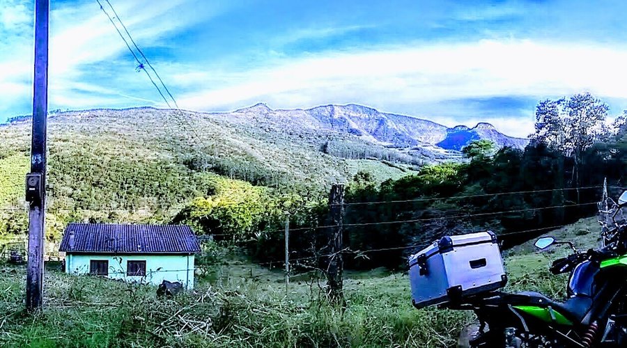 Estrada para a Pedra Branca