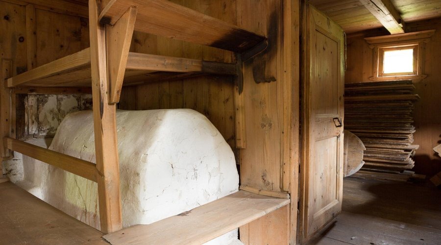 Die Bauernstube im Freilichtbereich des MuseumPasseier