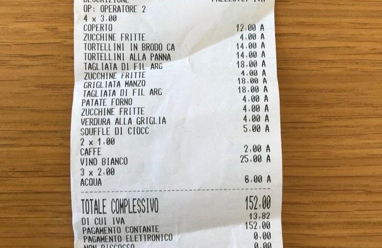 Conto dove si evincono 3 porzioni di zucchine fritte