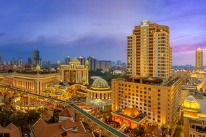 Sunway Pyramid Hotel in Subang Jaya, image may contain: City, Urban, Cityscape, Metropolis