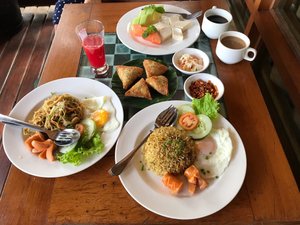 餐饮