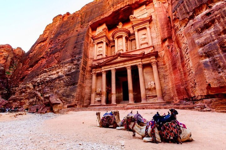 petra day tour from jerusalem