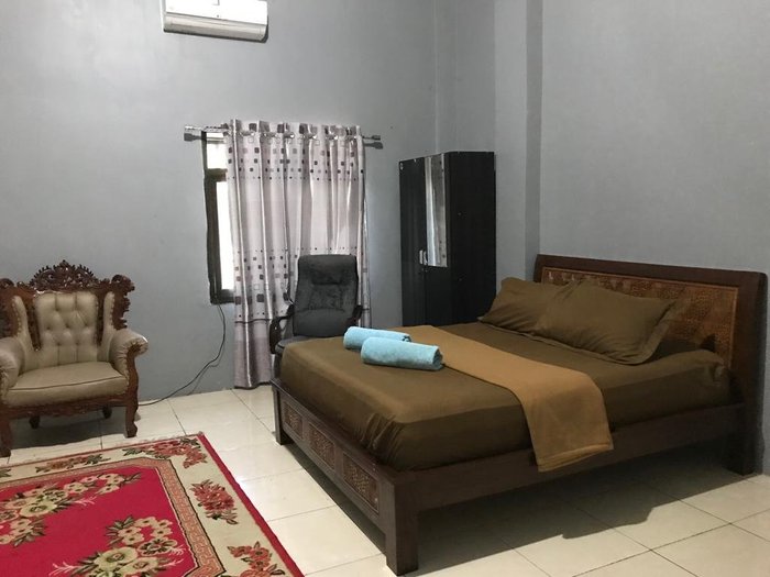 THE CARSTENSZ HOMESTAY - Prices & Guest house Reviews (Makassar, Indonesia)