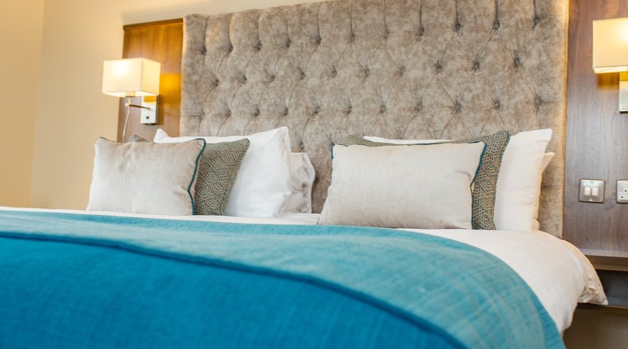 Deluxe Bedroom