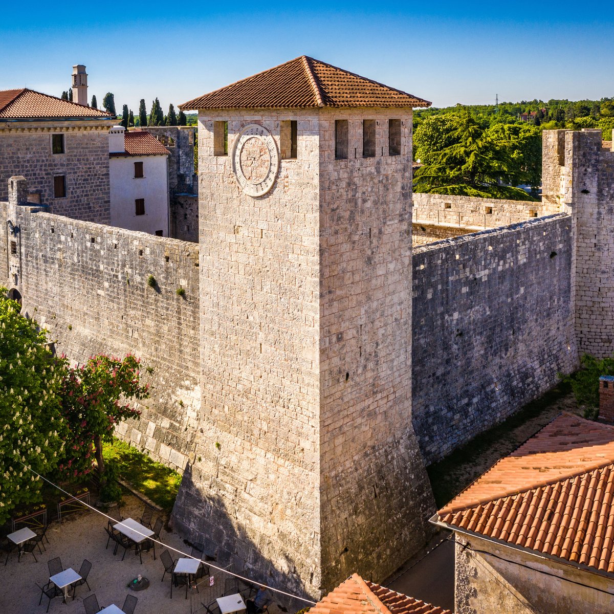 Morosini Grimani Castle (Svetvincenat) 2022 Lohnt es sich? (Mit fotos)