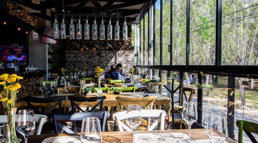 tenemos la mejor vista y una comida que es toda una experiencia , te esperamos a que conozcas el restaurante mas bonito de Mexico !!