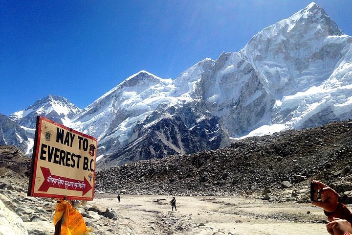 Everest Base Camp Trek Expert - 2024