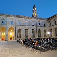 Il chiostro