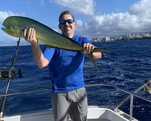 Went deep sea fishing in Oahu with my family for the first time! : r/Fishing