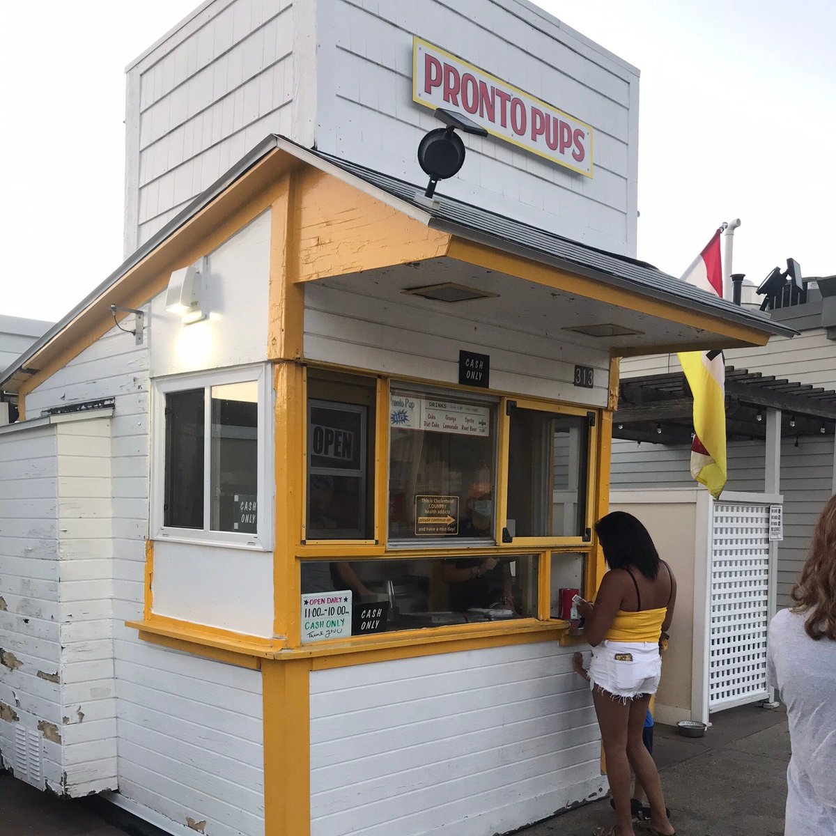 PRONTO PUP, Grand Haven - Restaurant Reviews, Photos & Phone Number -  Tripadvisor