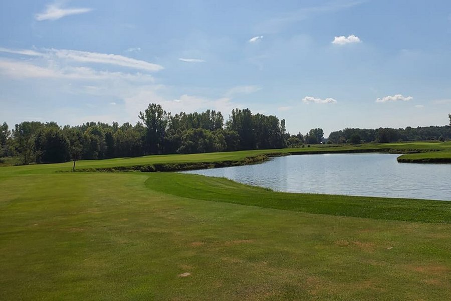 Eagle Glen Golf Course image