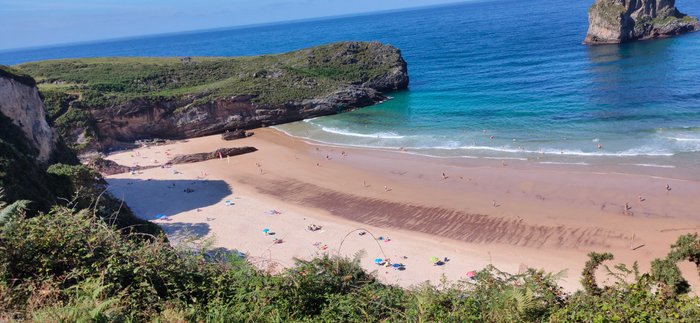 Imagen 2 de Playa de la Ballota