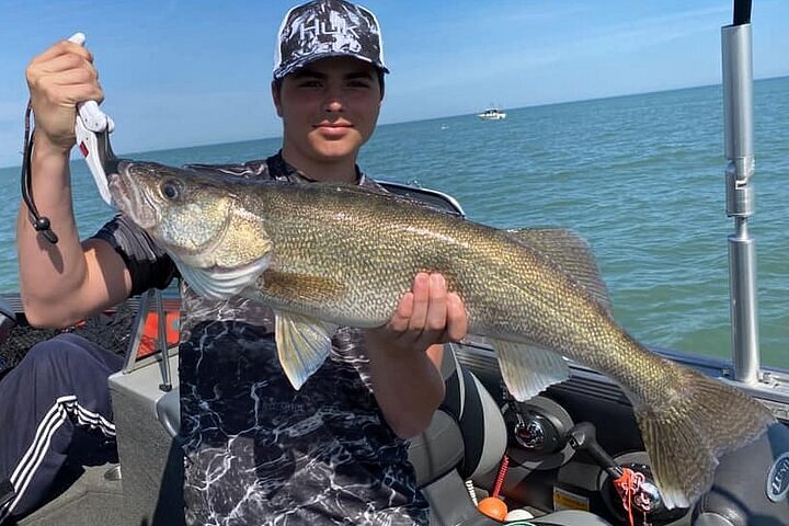 Lake Erie Fishing Charters: Catching Walleye and Perch