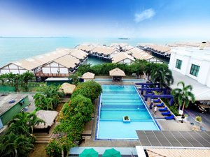 Lexis Port Dickson in Port Dickson, image may contain: Hotel, Resort, Pool, Swimming Pool