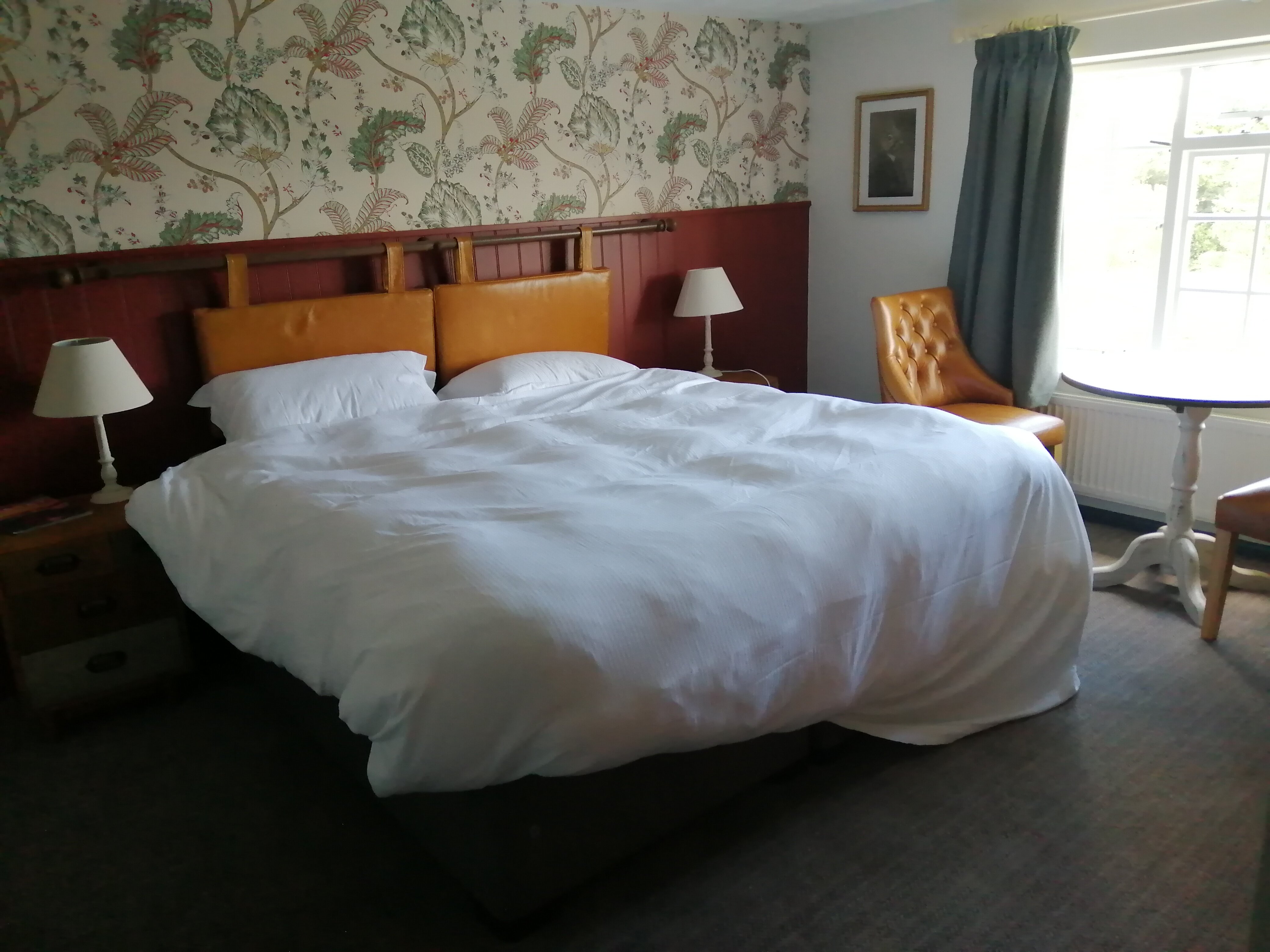 COUNTRYMAN INN - Updated 2024 Prices & B&B Reviews (East Knighton, England)